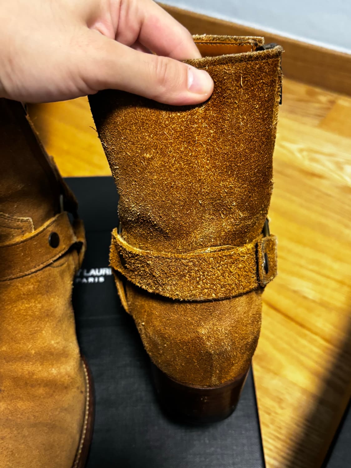 에디시즌 생로랑 하네스 부추 40사이즈 상품이미지4