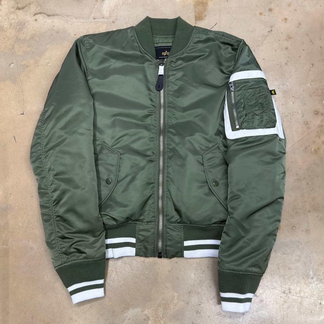S 알파인더스트리 X 무신사 카키 ma-1 항공 자켓 상품이미지2