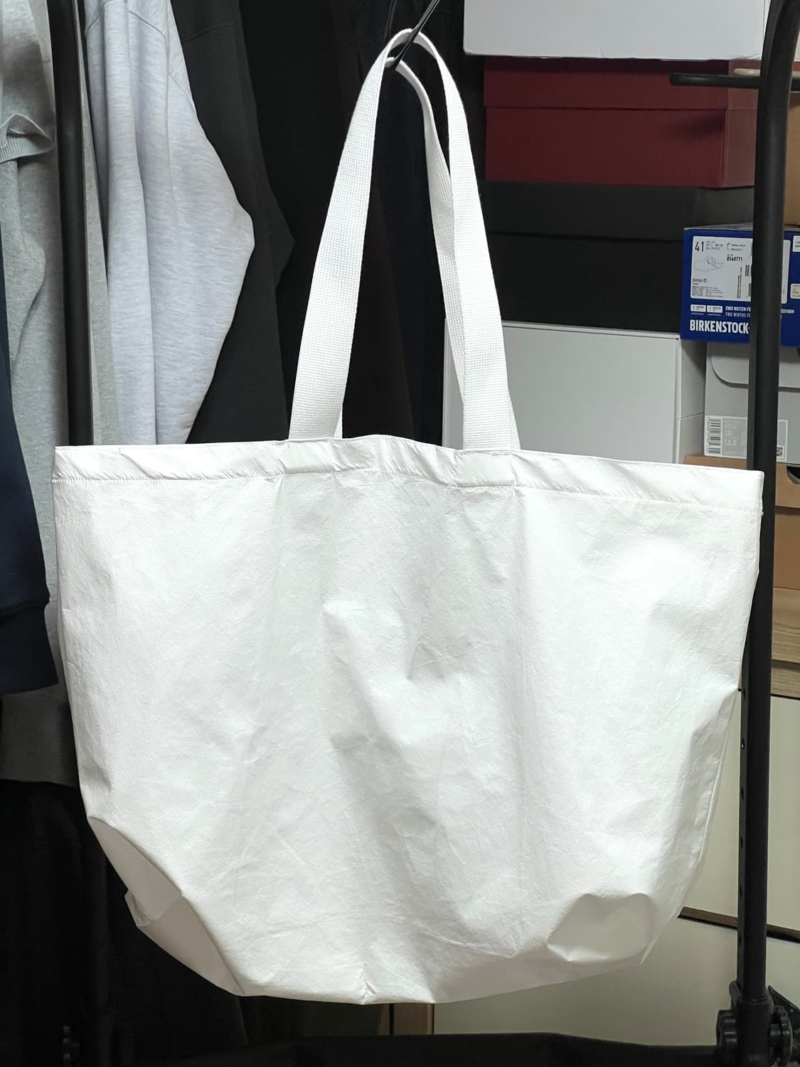 에피센터 투어리스트 레스 협업 팝업 한정 쇼퍼백 판매  상품이미지4