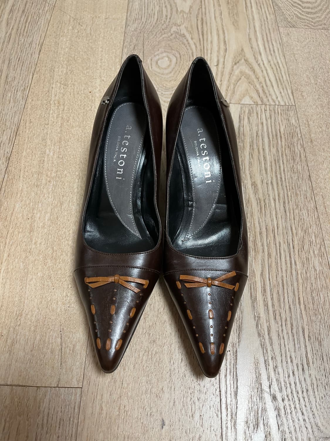 아테스토니 브라운 여성 구두 상품이미지1