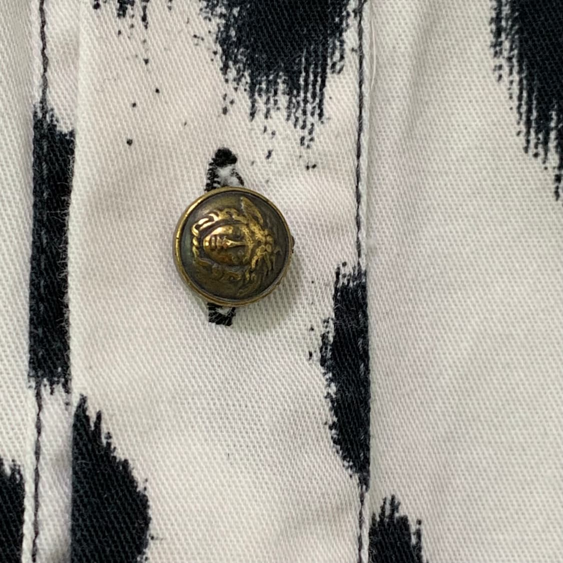 지아니 베르사체 달마시안 패턴 메두사 금장버튼 오버핏 셔츠 유니크 빈티지 상품이미지4