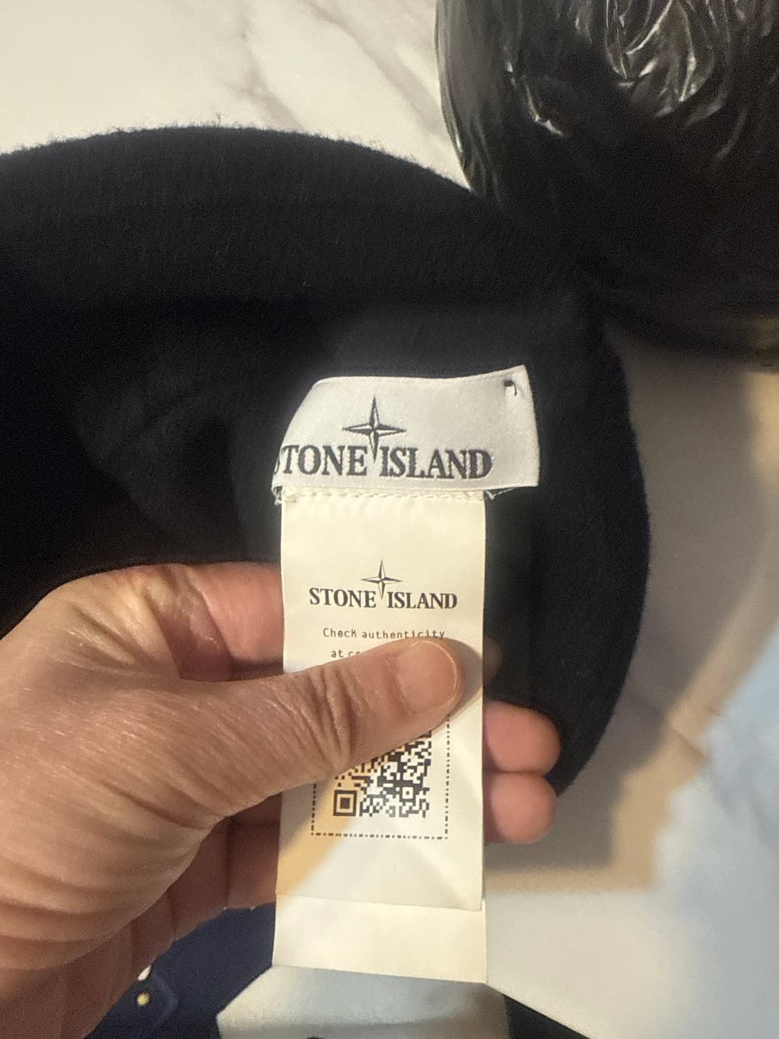 스톤아일랜드블랙비니 상품이미지2