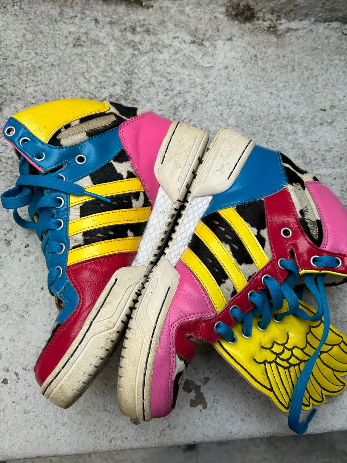 아디다스 X 제레미스캇 2NE1 윙 하이탑 스니커즈 상품이미지2
