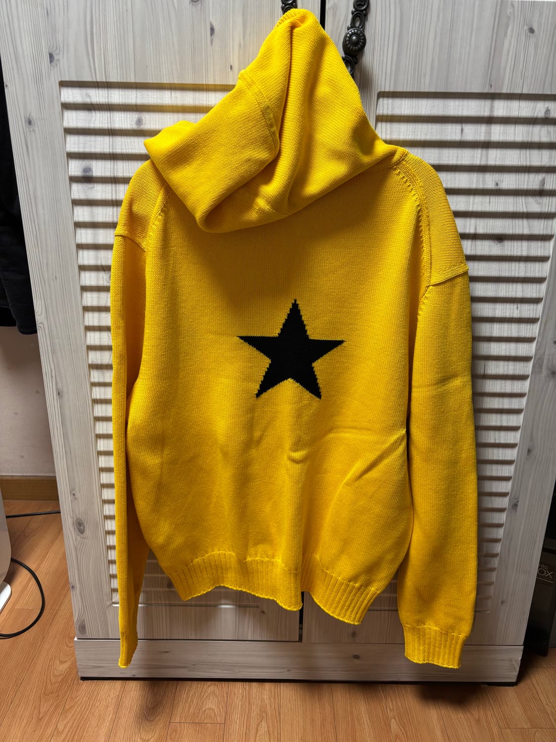 코스 예보아 콜라보 니트 후디 상품이미지3