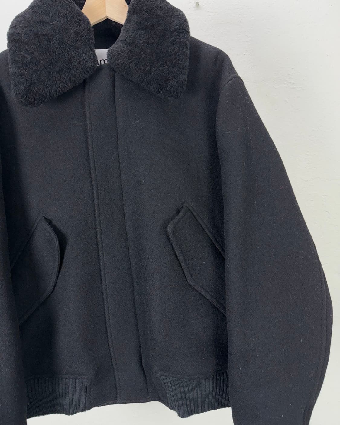 아미 시어링 칼라 봄버 자켓 블랙 상품이미지3