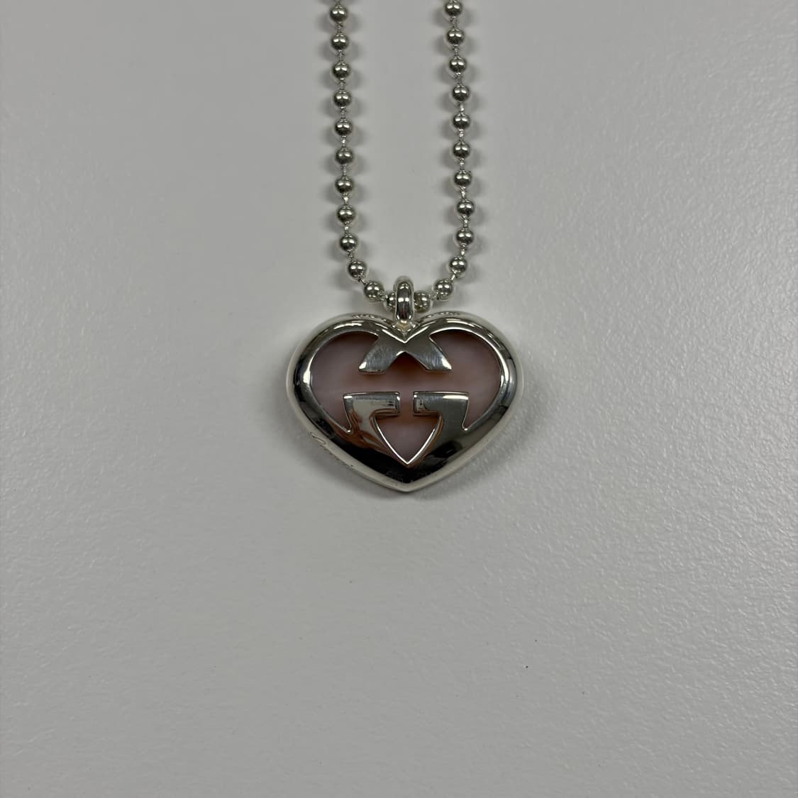 구찌 XL 하트 자개 인터라킹 목걸이 상품이미지3