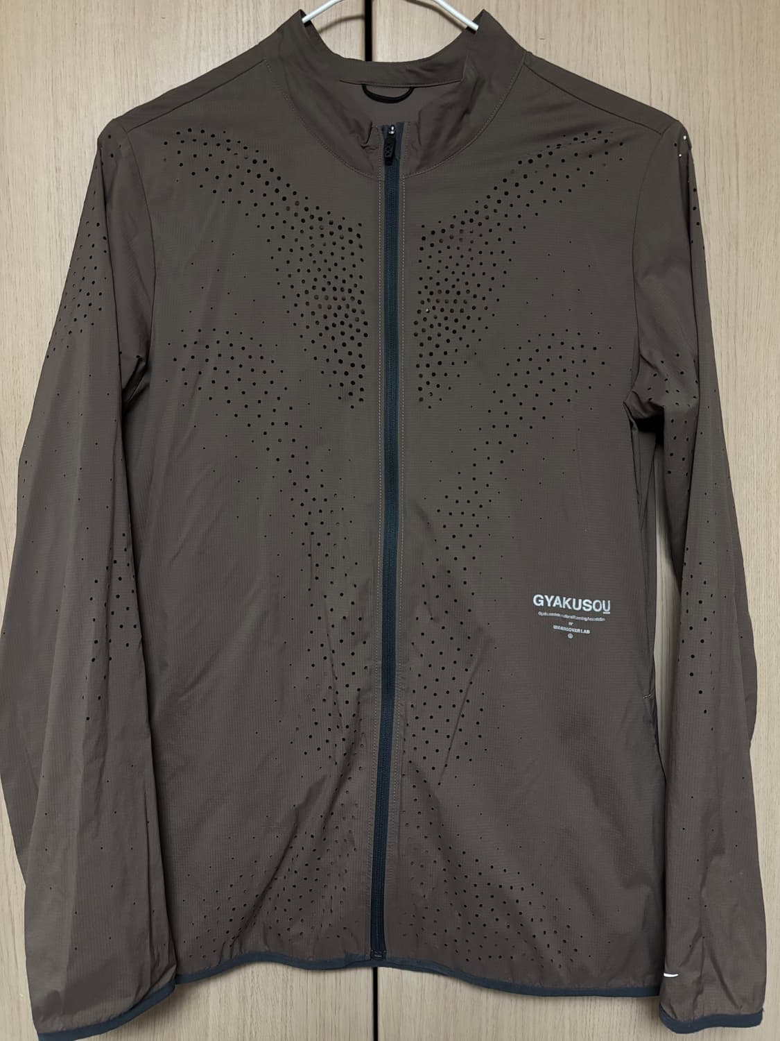 Laser light breathe jacket 상품이미지1