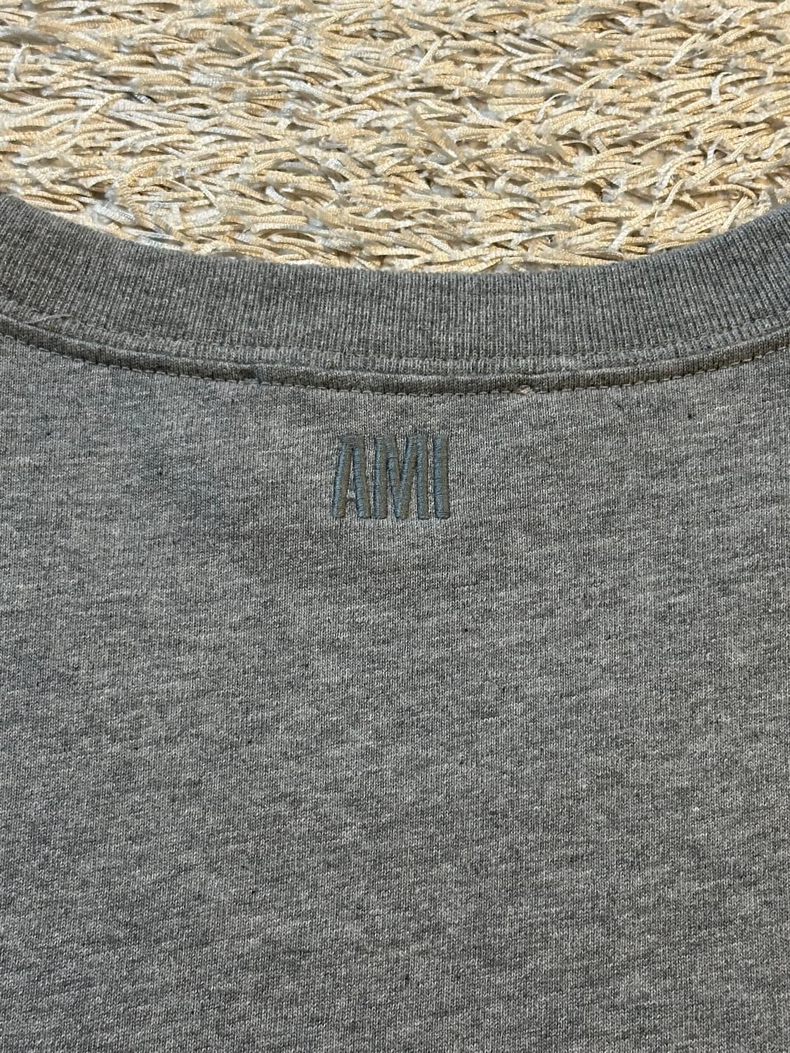 22FW 아미 AMI 미디움 하트 로고 반팔 티셔츠 그레이 상품이미지4