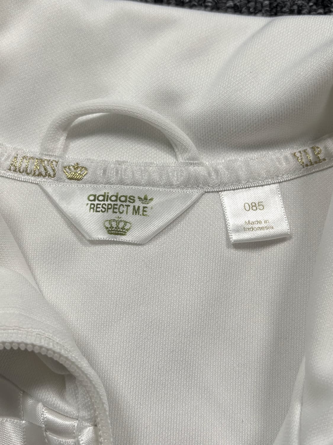 아디다스 리스펙트미 화이트 트랙탑 상품이미지5