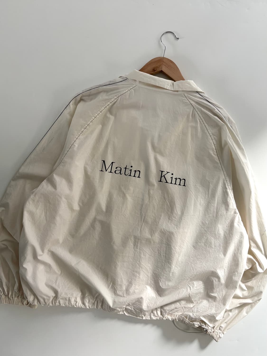 Matin Kim 마뗑킴 아이보리컬러 코팅 집업 상품이미지1