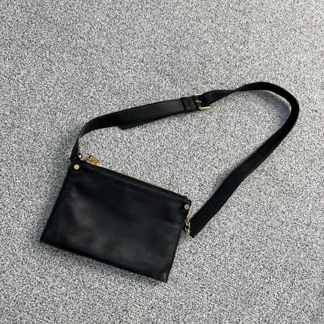 산드로 더블지퍼 크로스백 0413J 상품이미지1