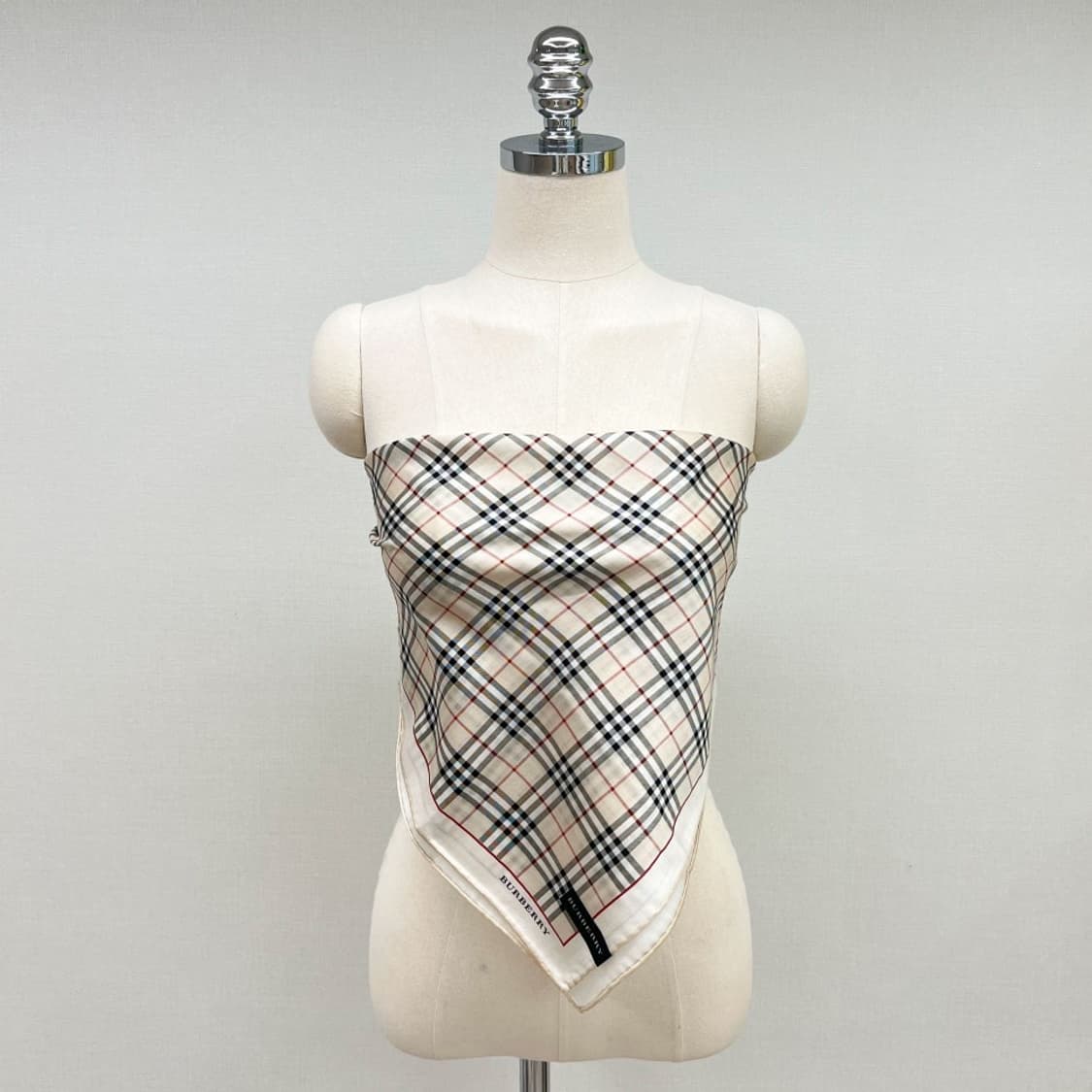 (새상품) burberry/ 버버리 쁘띠스카프 손수건 상품이미지7