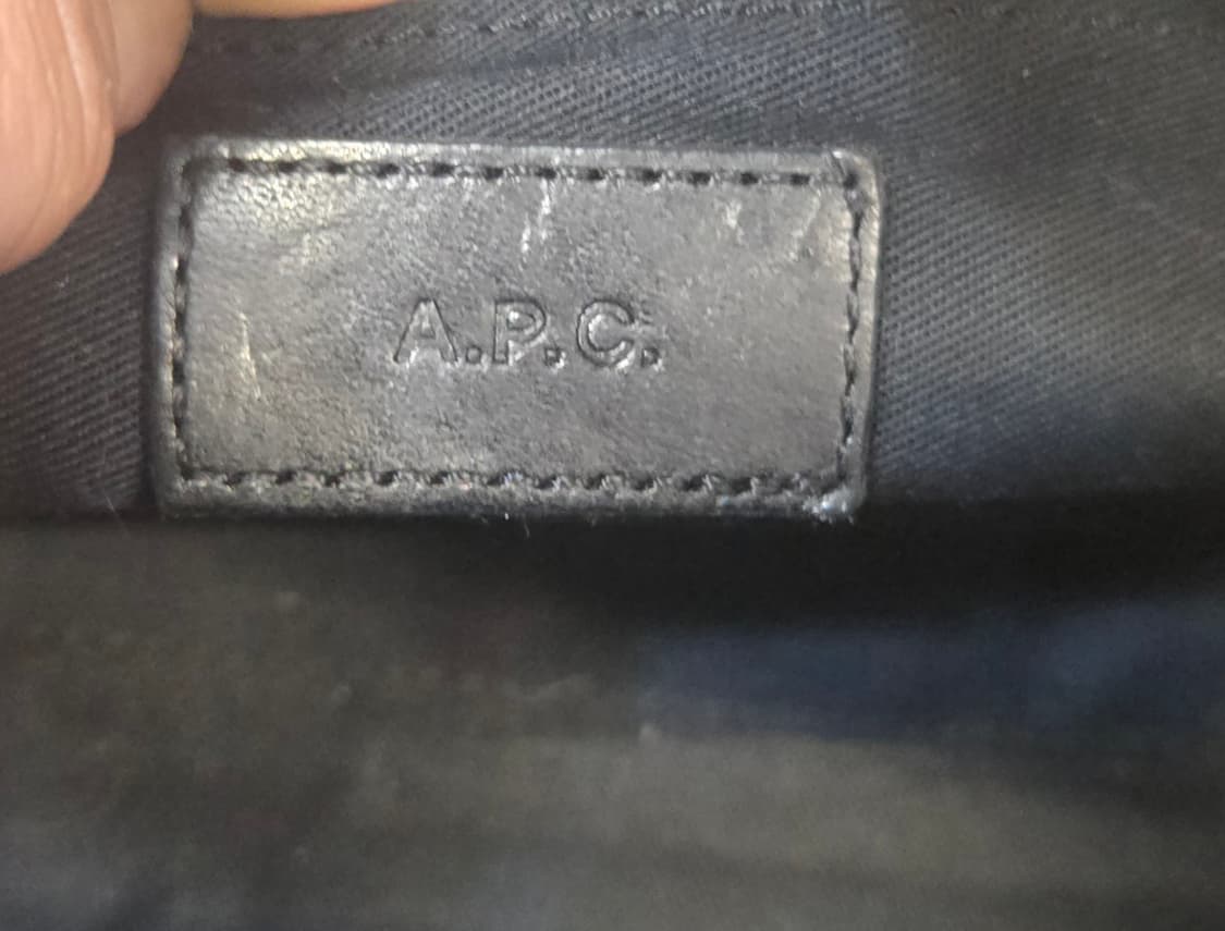 A.P.C 하픙순 블랙크로스 상품이미지7