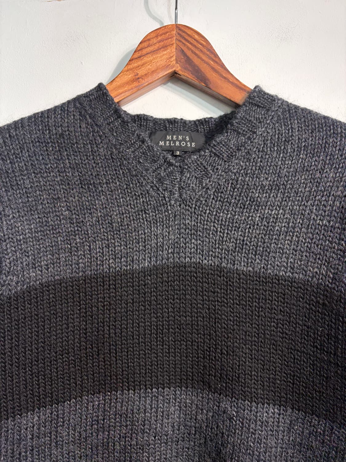 [M] wool 100% 울 100% 브이넥 니트   상품이미지3