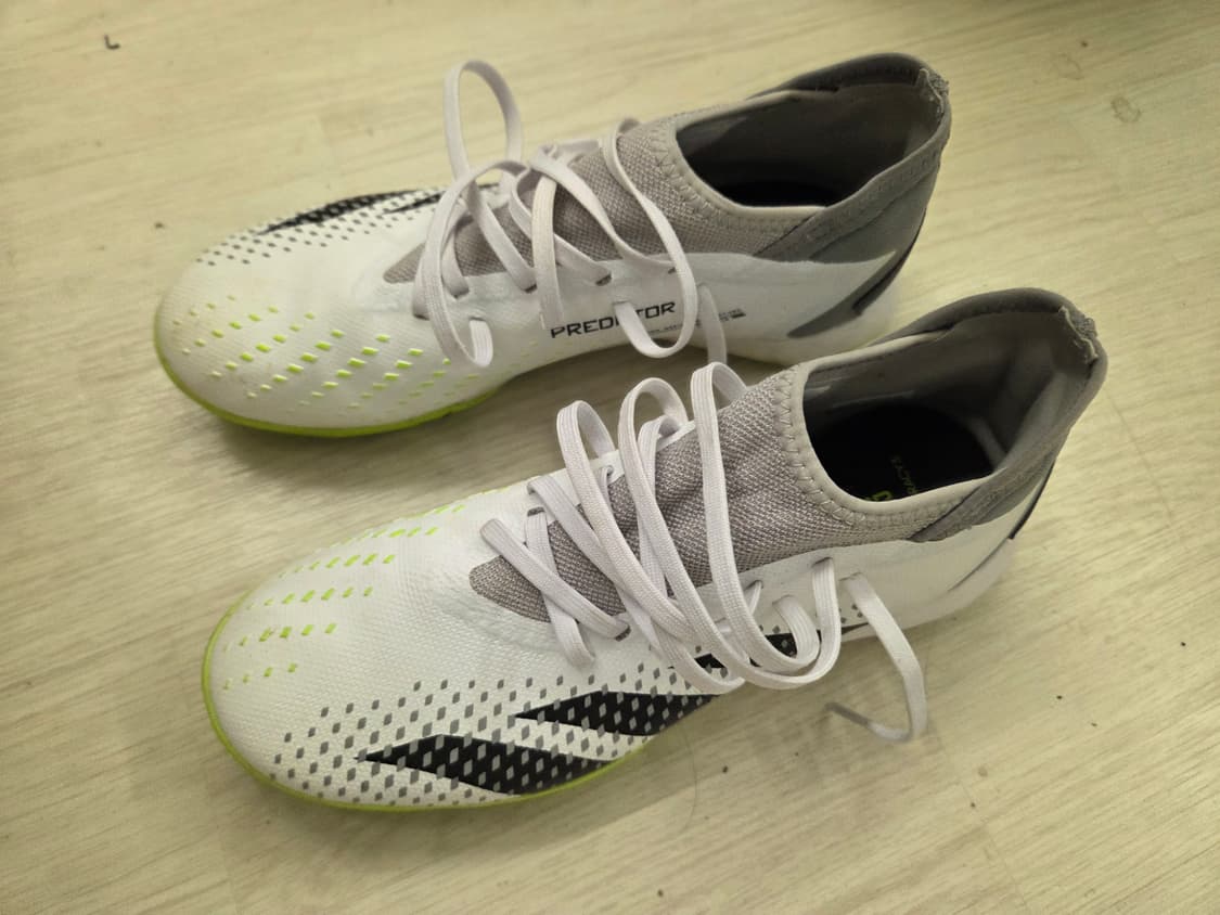 아디다스 프레데터 풋살화 255mm 상품이미지2