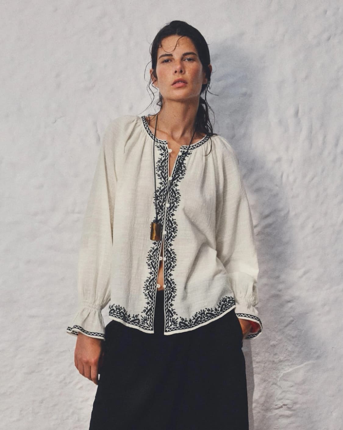 자라 자수 블라우스  상품이미지1