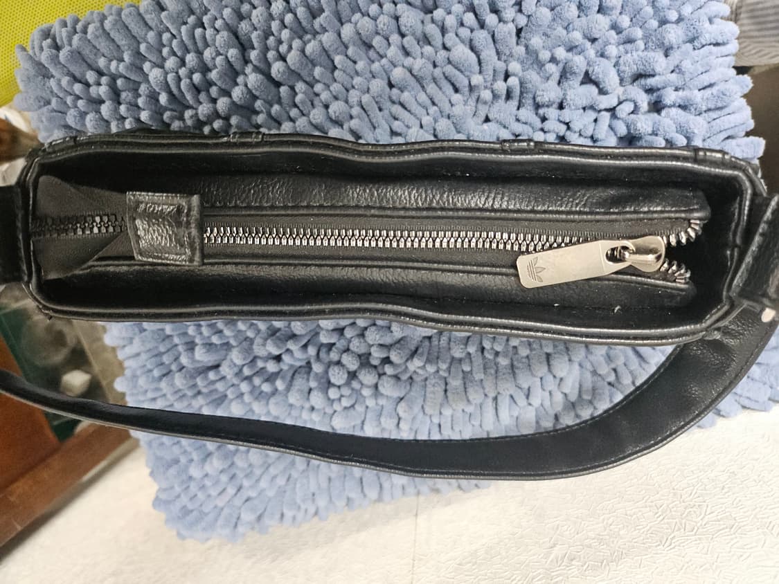 아디다스 블랙 숄더백 상품이미지5