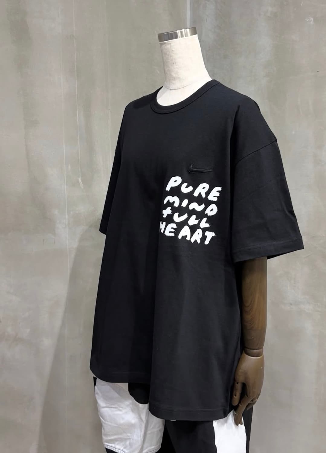 꼼데가르송 블랙 x 나이키 로고 반팔티 M 오버핏 상품이미지1