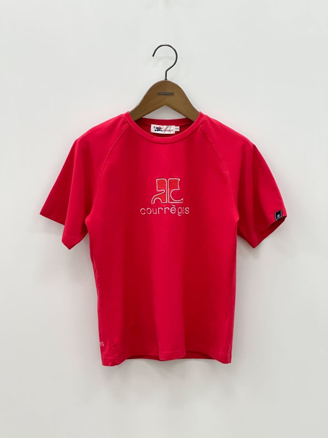 courreges / 꾸레쥬 레드 빅 로고 반팔 티셔츠  상품이미지1
