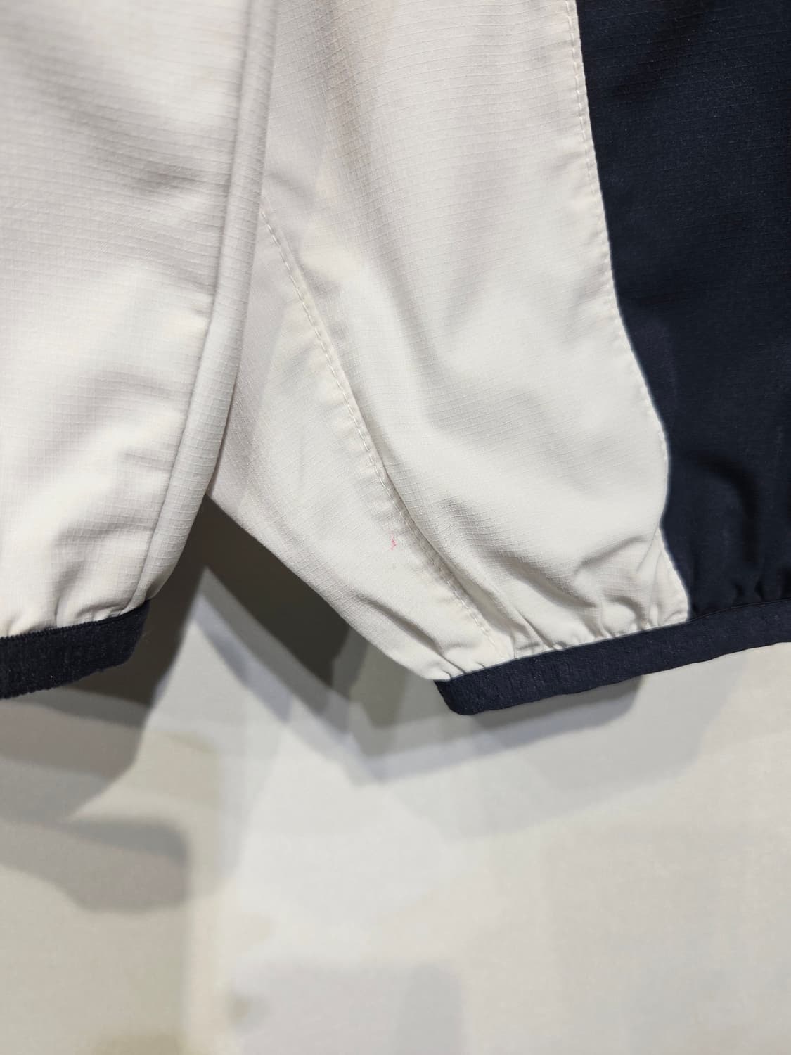 엄브로(UMBRO) 하프집업 배색 바람막이 아노락 상품이미지7