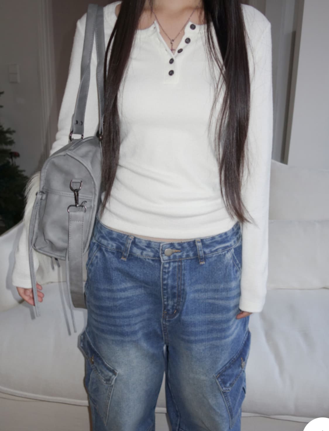 easeas roze button T 이즈이즈 로제 버튼 티 아이보리 상품이미지2