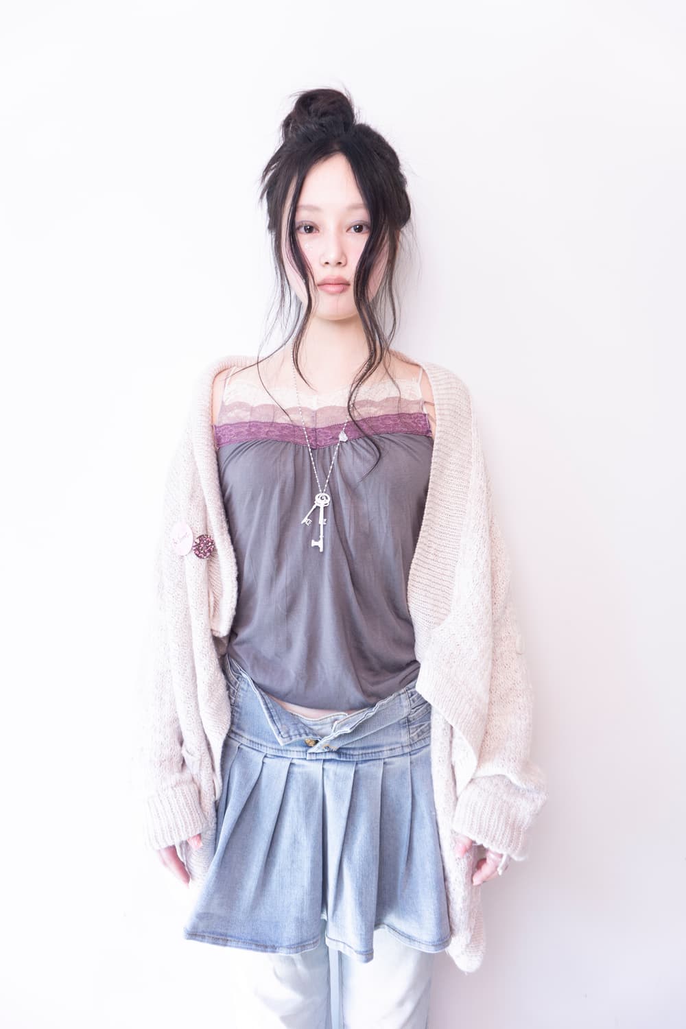 Eyelet detail 3buttons denim skirt pants 상품이미지4