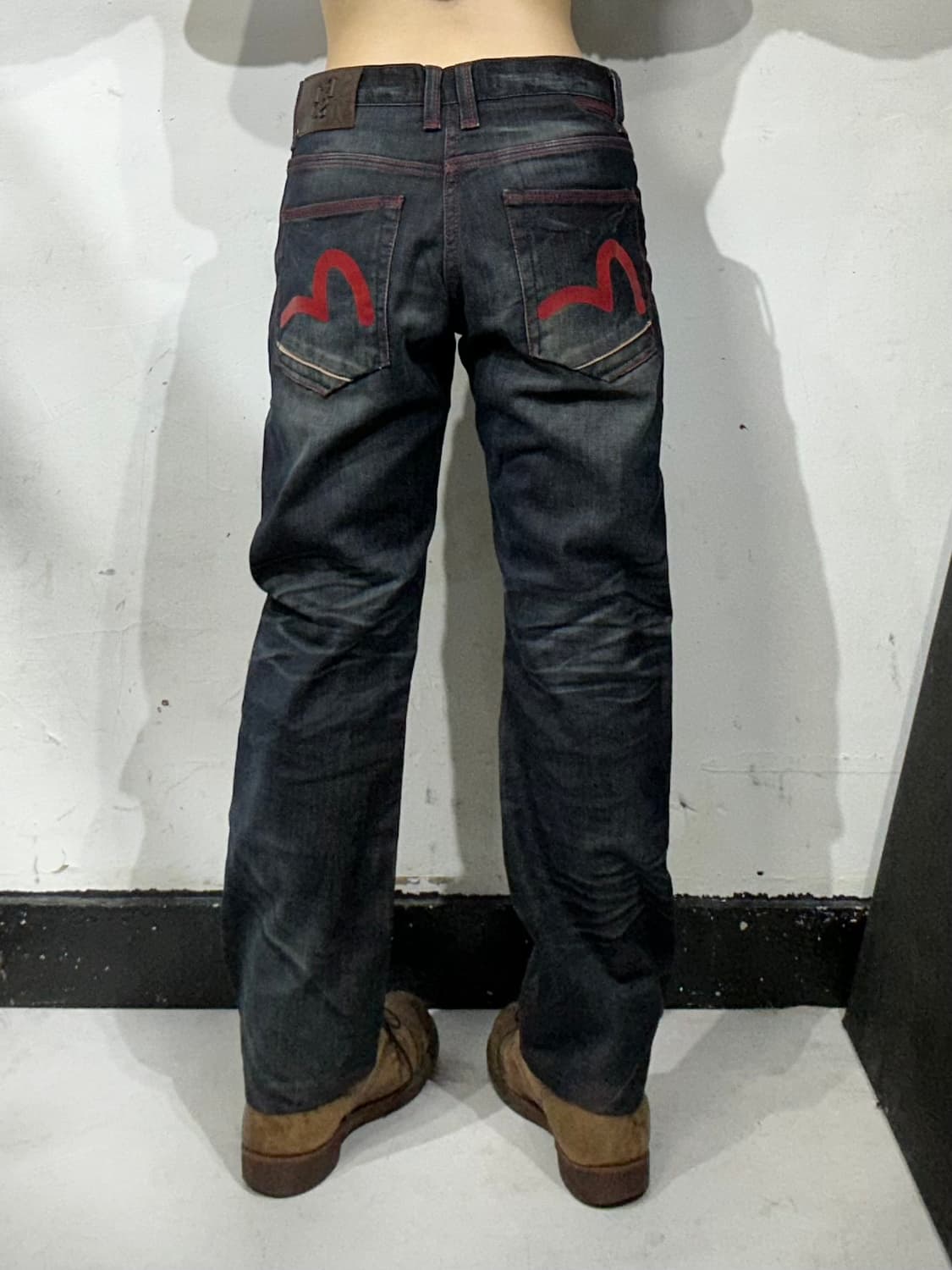 에비수 흑청 레드 로고 다이콕 워싱 데님 팬츠   상품이미지1