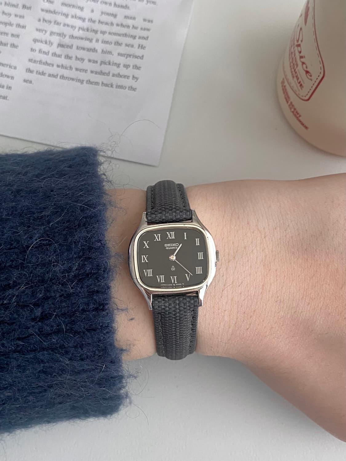 Seiko 세이코 쿼츠 블랙 로만 다이얼 클래식 쿼츠 상품이미지9