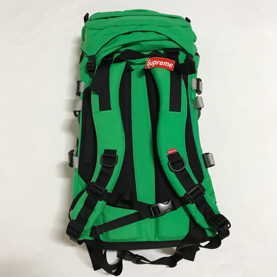 슈프림 23대 백팩 그린 상품이미지2