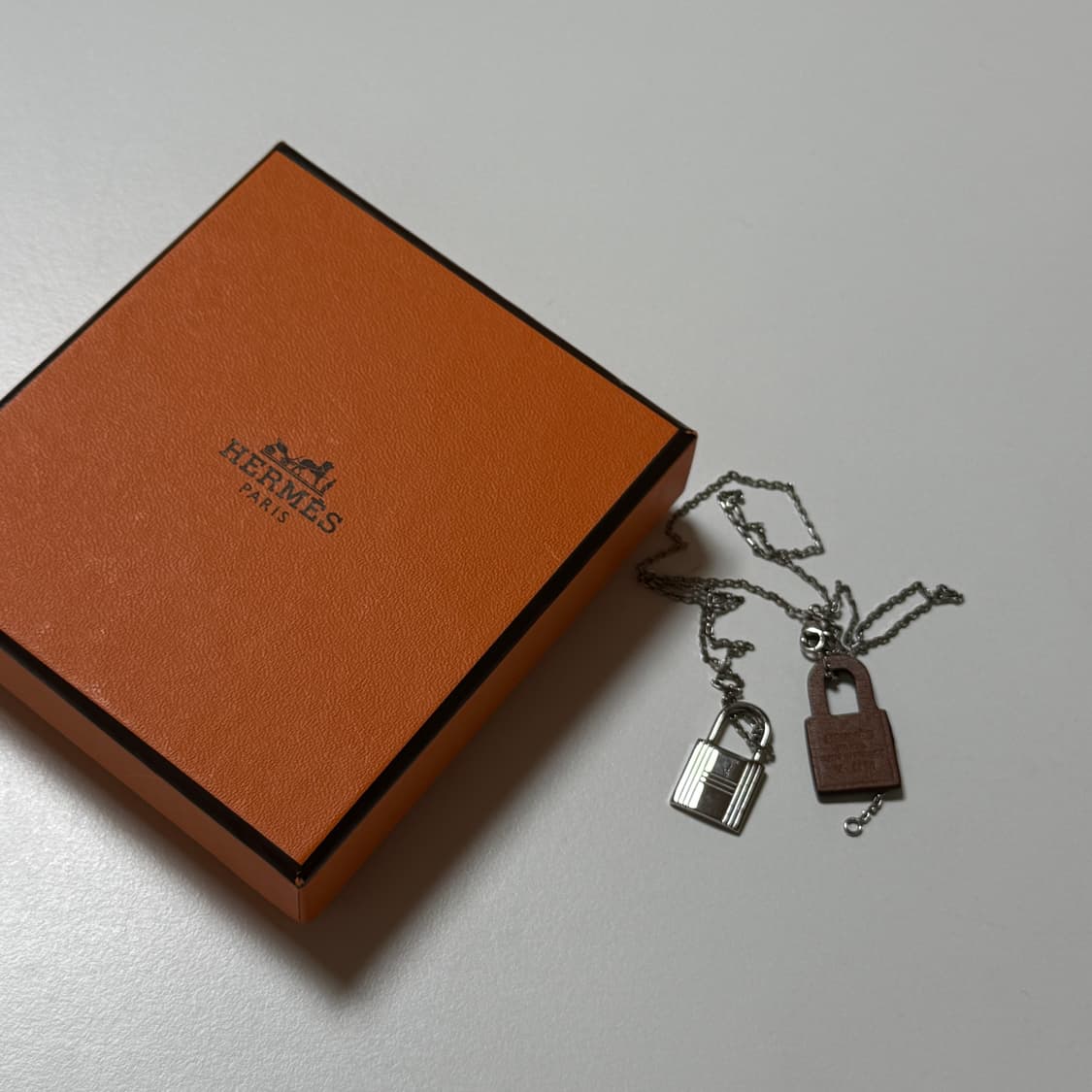 에르메스 오켈리 목걸이 풀박스 상품이미지3
