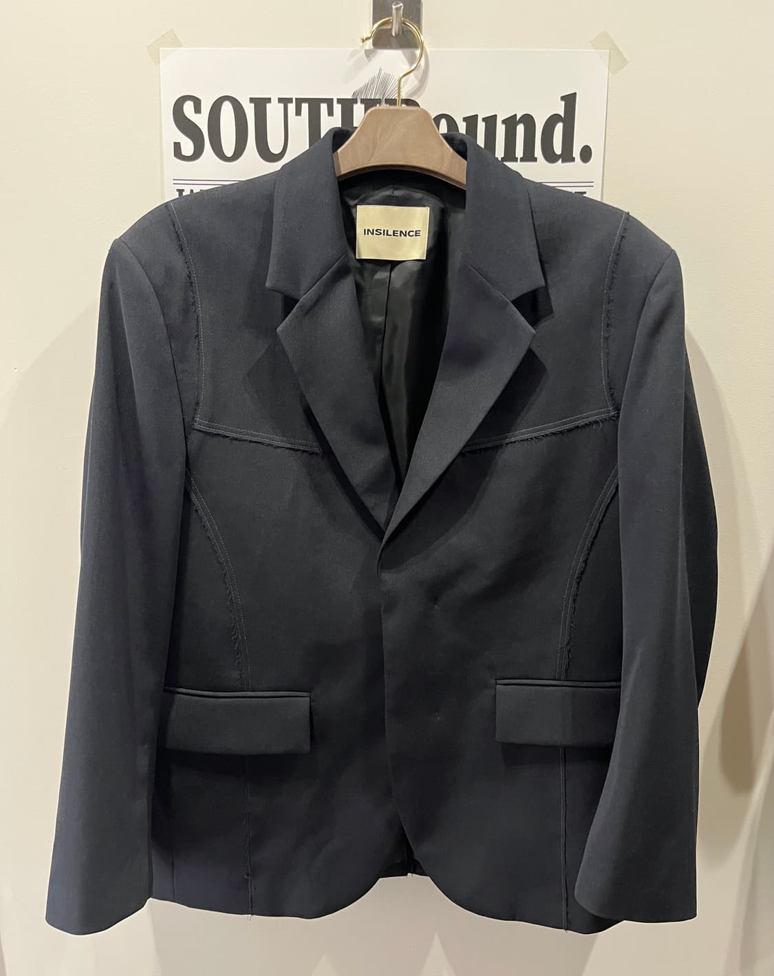 인사일런스 커브드 블레이저 상품이미지3