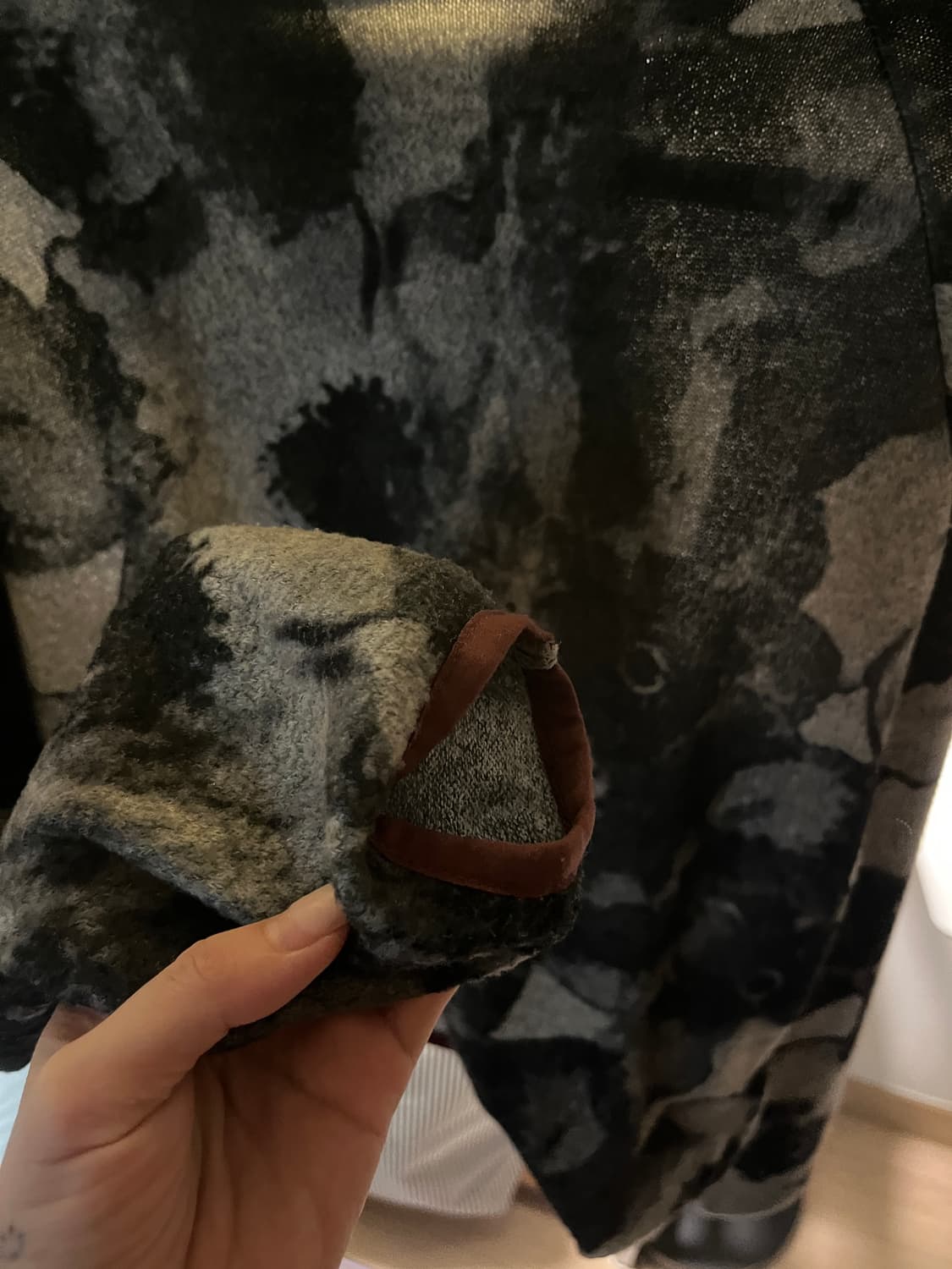 poco fosca 포코포스카 24fw 후리스 후디 상품이미지3