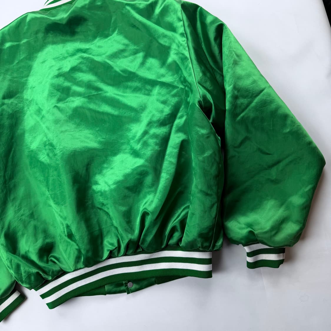 90s swingster 하와이 그린 새틴 봄버 자켓 상품이미지7