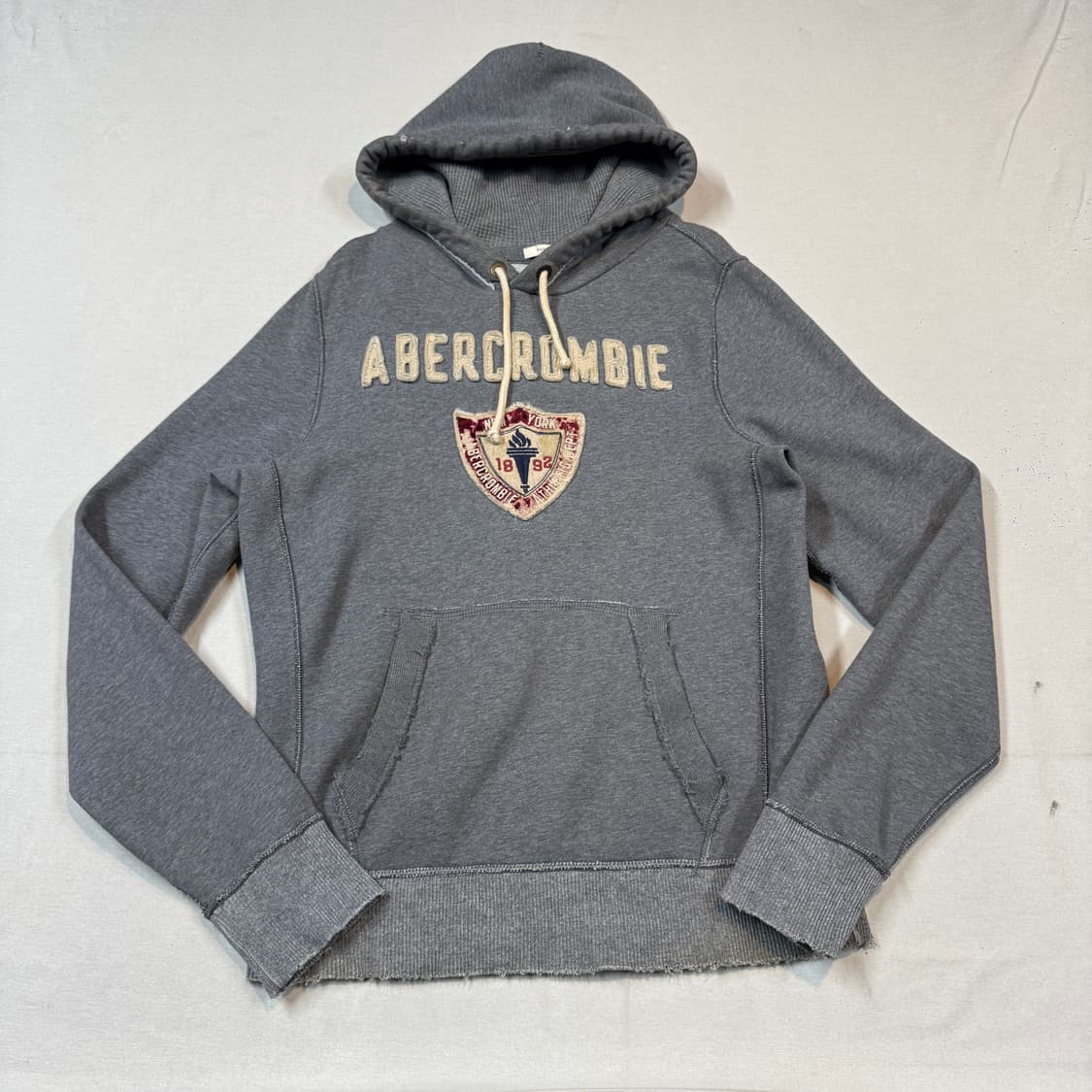 XL) 아베크롬비 패치 스펠로고 후드티 상품이미지1