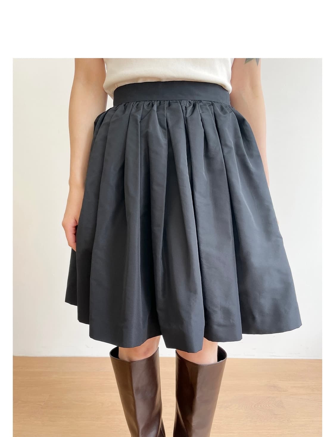 MIU MIU PLEATS MINI SKIRT 상품이미지5