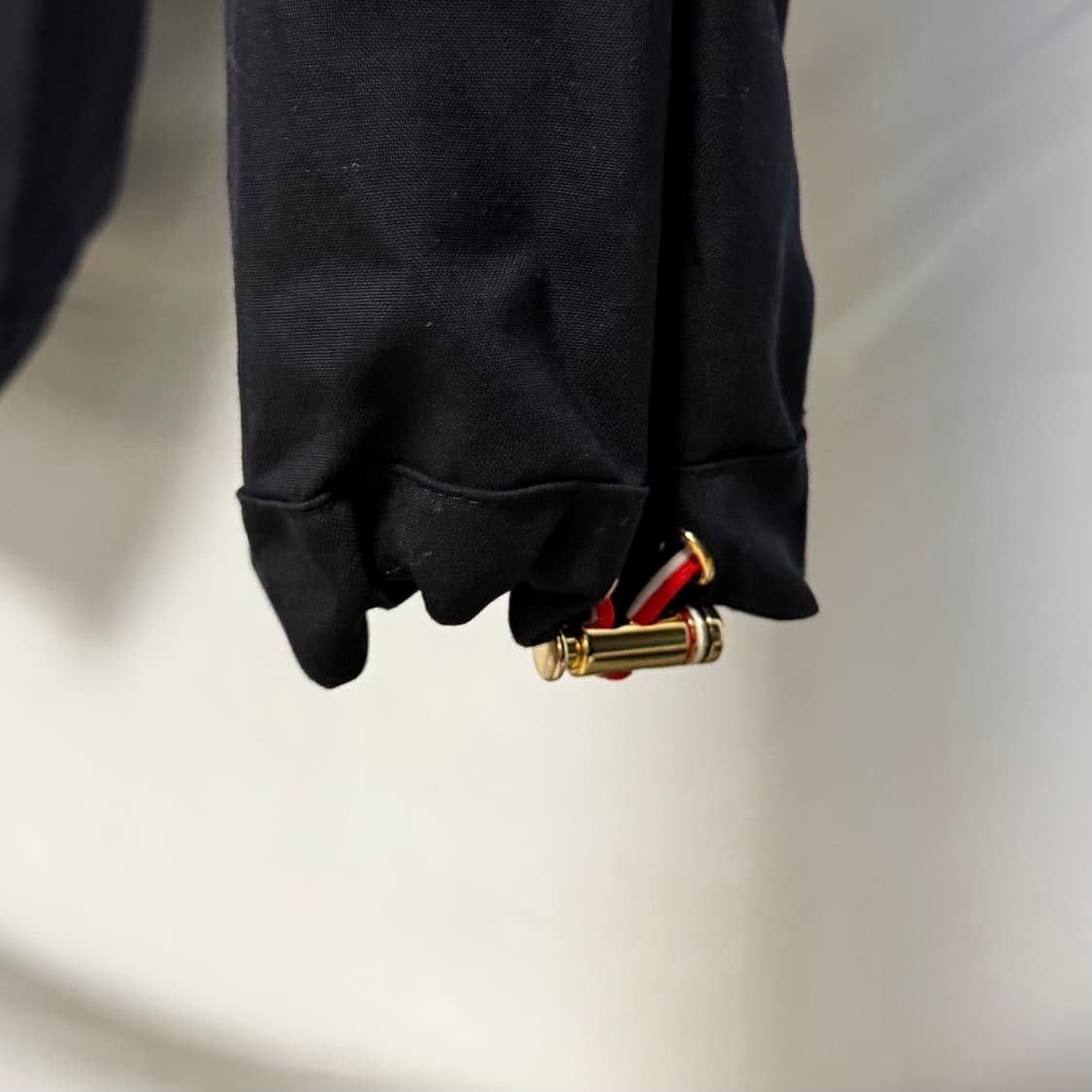 [S+급/00] 톰브라운 사선완장 앵클 스트링 트랙 팬츠 상품이미지7