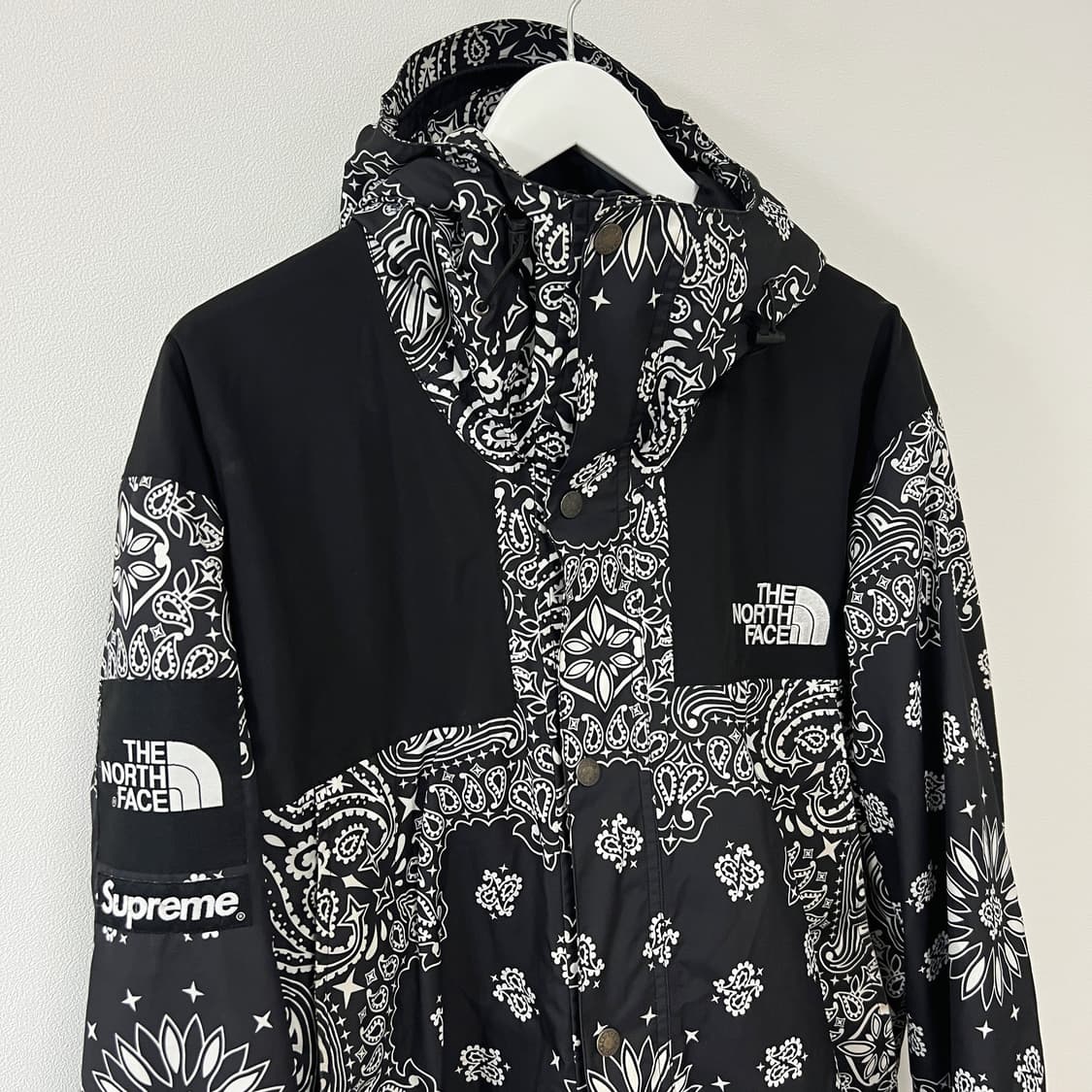 슈프림 노스페이스 14FW 반다나 자켓 블랙 상품이미지3