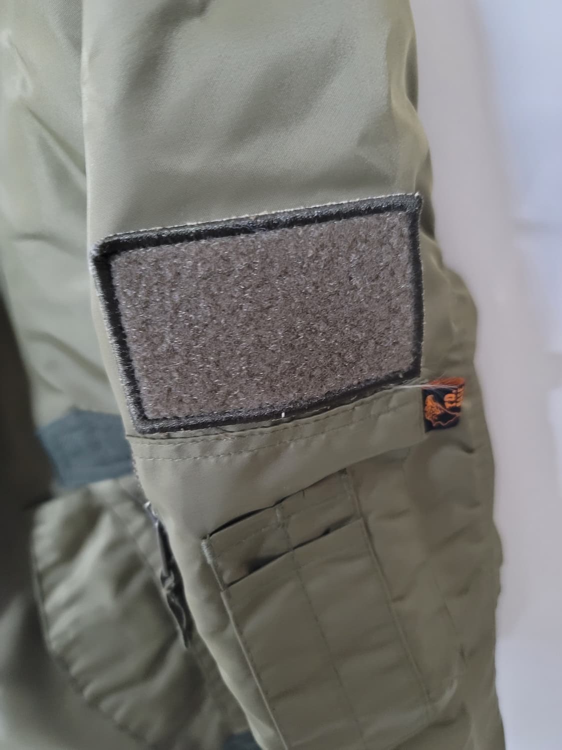 잔디지푸 항공자켓 M 100정사이즈 상태극상

 상품이미지3