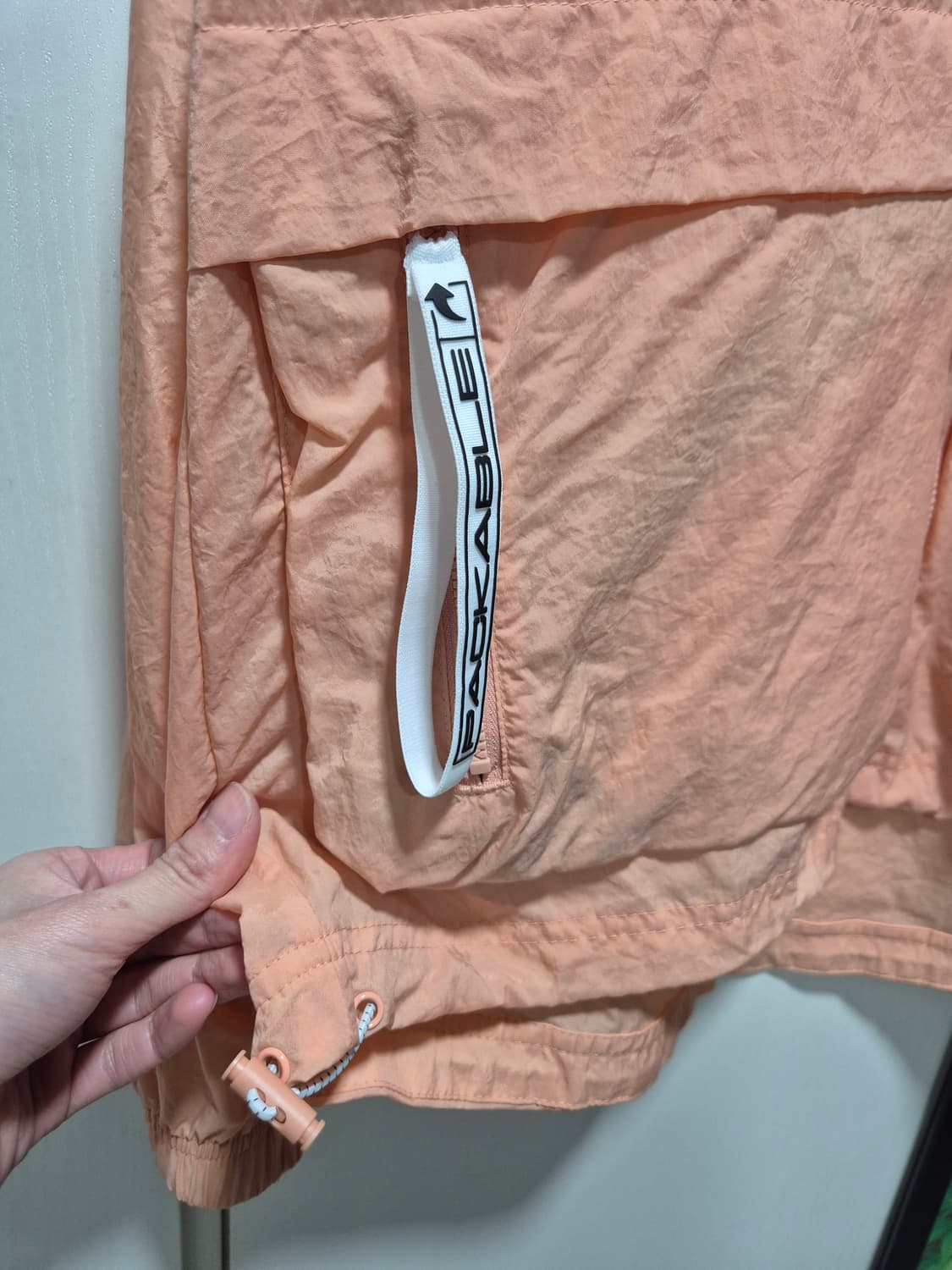 (세일)(새상품)아디다스 여성 윈드브레이커 살구색 상품이미지3