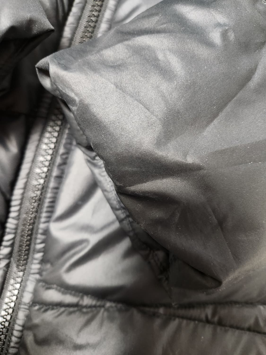 나이키 우먼스 덕다운 패딩 자켓 사이즈L

여러 중고사이트에도 같이 판매 상품이미지4