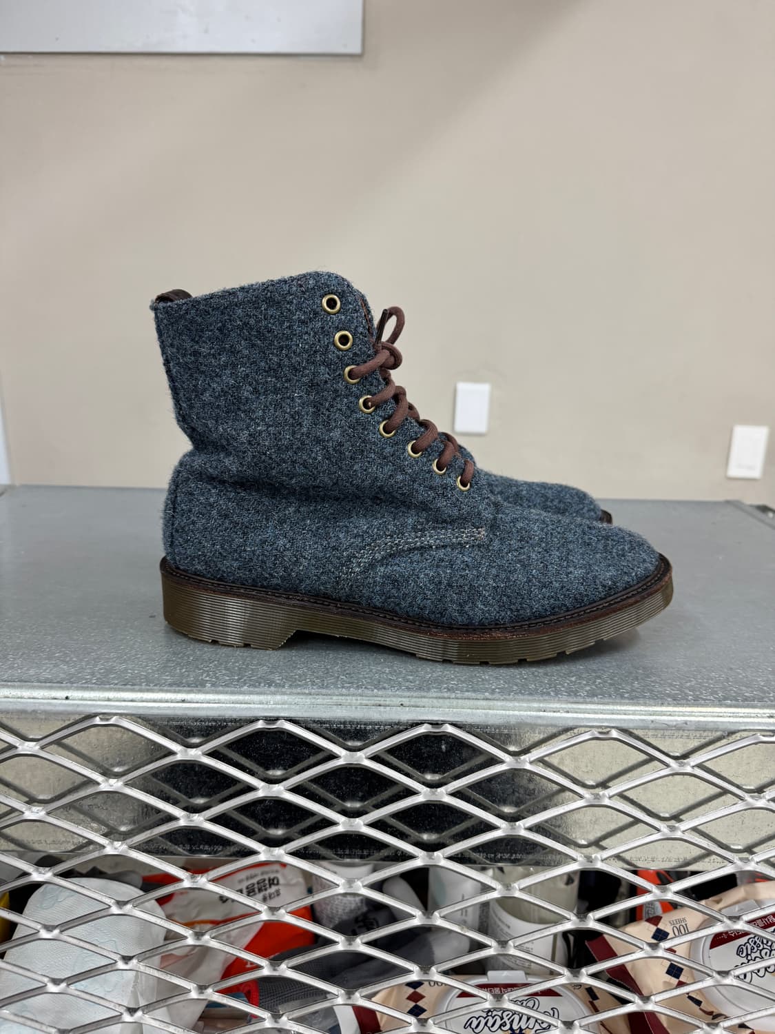 닥터마틴 X 헤리스트위드 부츠 UK7 상품이미지4