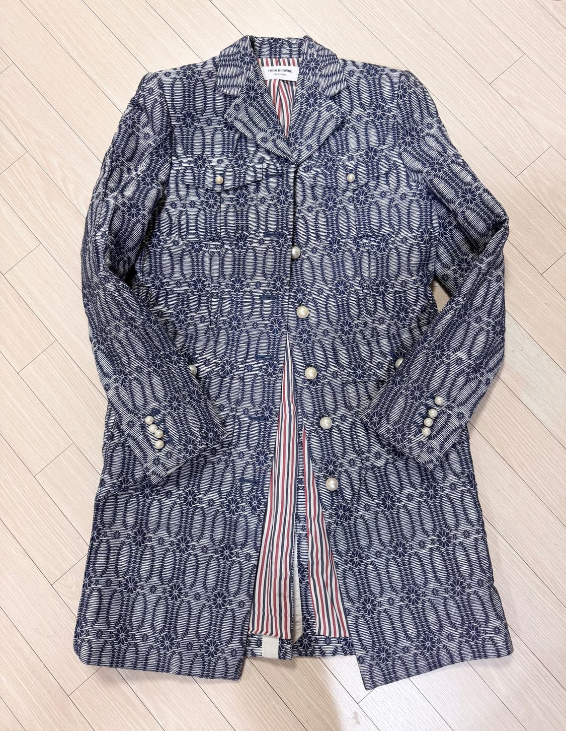 44 마른55 톰브라운 진주 장식 자가드 소재 테일러드 자켓 코트 트위드 상품이미지1