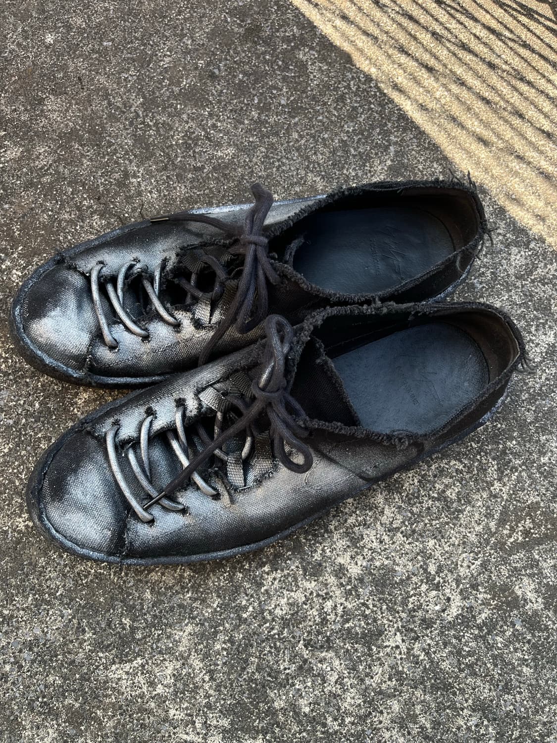 24ss 요지 야마모토 pour homme 페인티드 스니커즈 상품이미지1