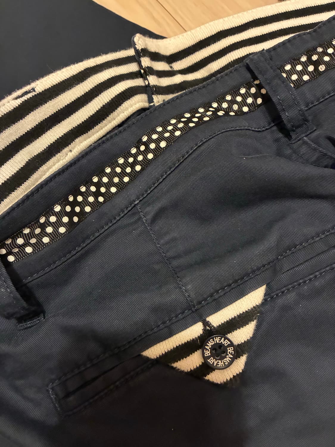 [정품] 빔즈 하트(BEAMS HEART) 다크 네이비 팬츠 라지 상품이미지4