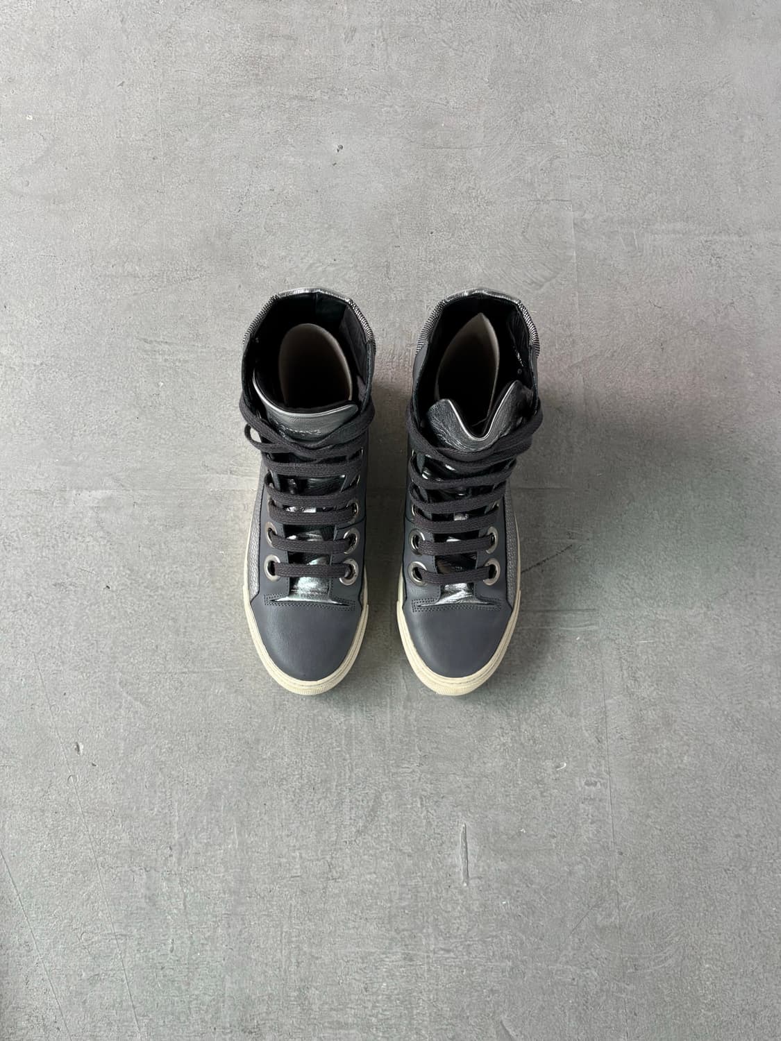 라프시몬스 콘트라스트 하이탑 상품이미지2