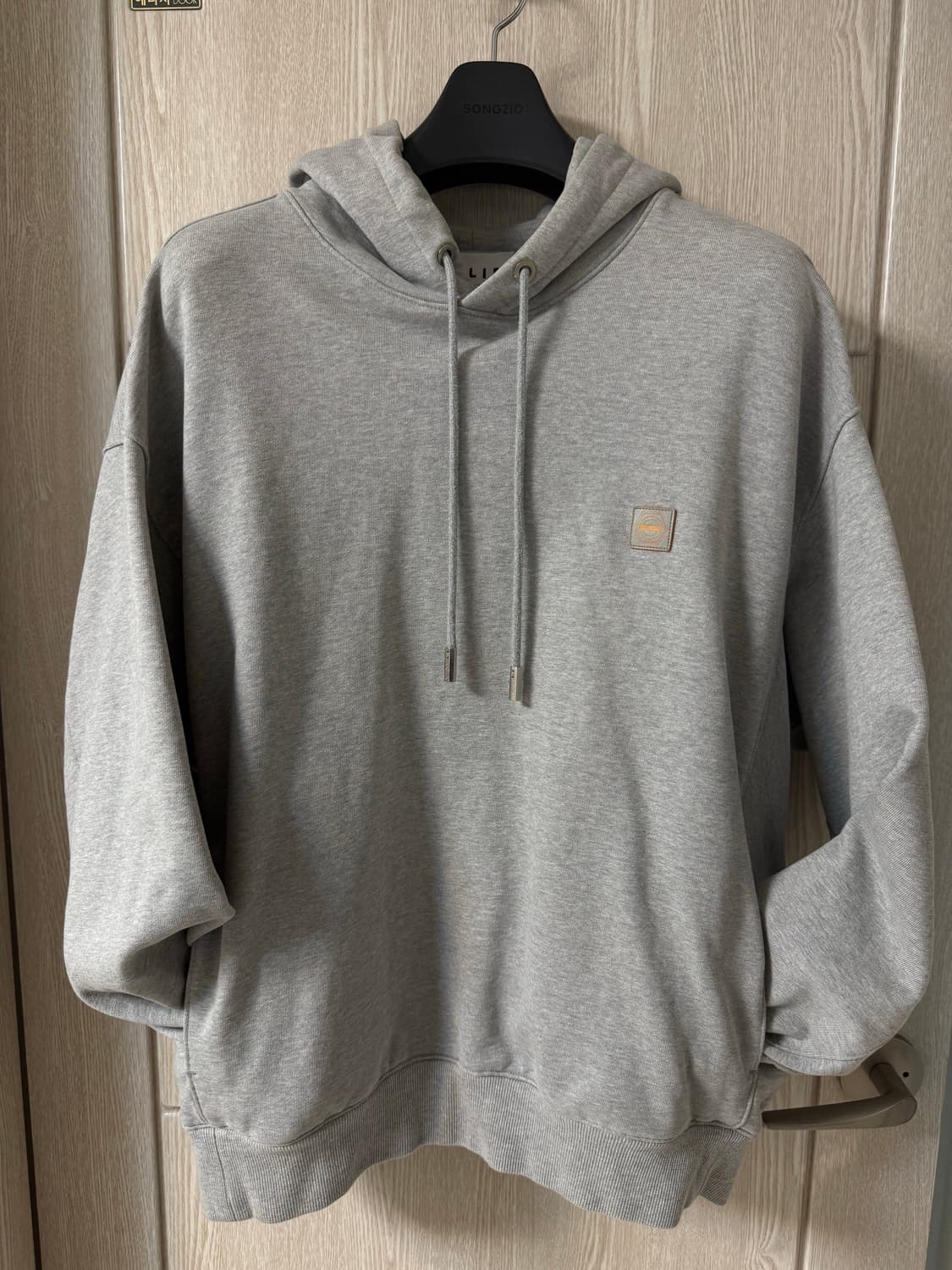 솔리드옴므 그라데이션 백로고 자수 후드 상품이미지2