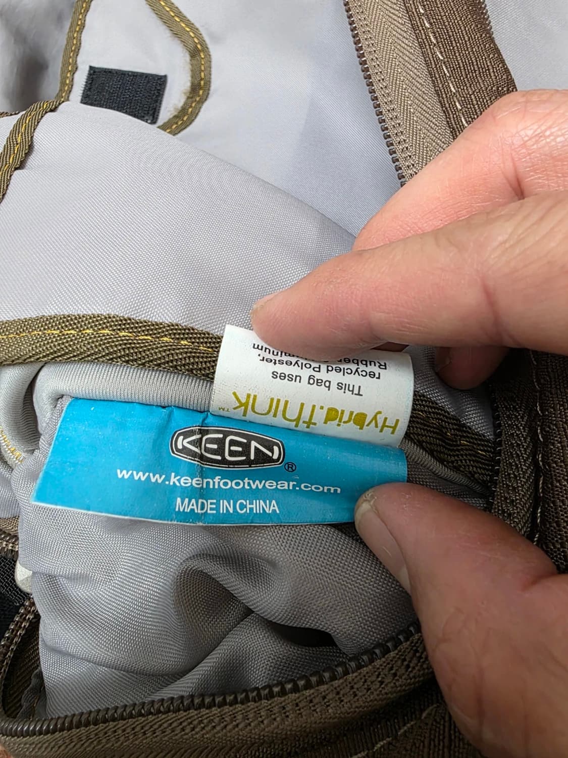 KEEN 킨 메신저백 크로스백 상품이미지9