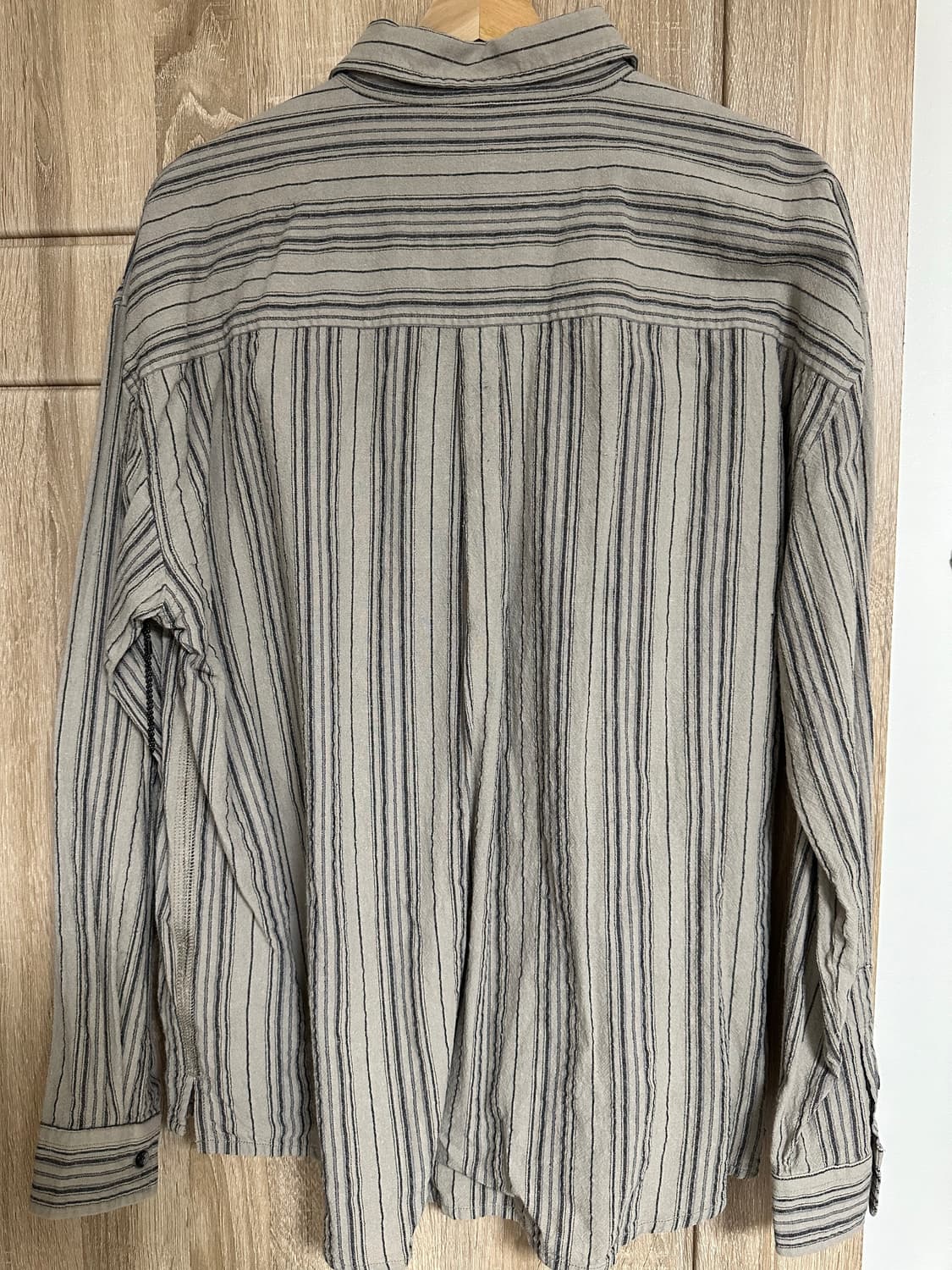 [L] Beach Brains 빅 셔츠 타우페 스트라이프 리넨 상품이미지2