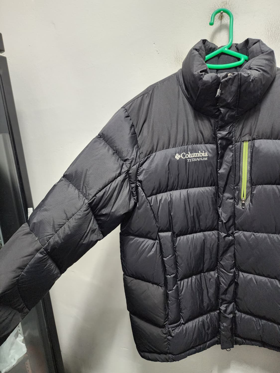 컬럼비아 센터로고 티타늄 구스다운 패딩 상품이미지3