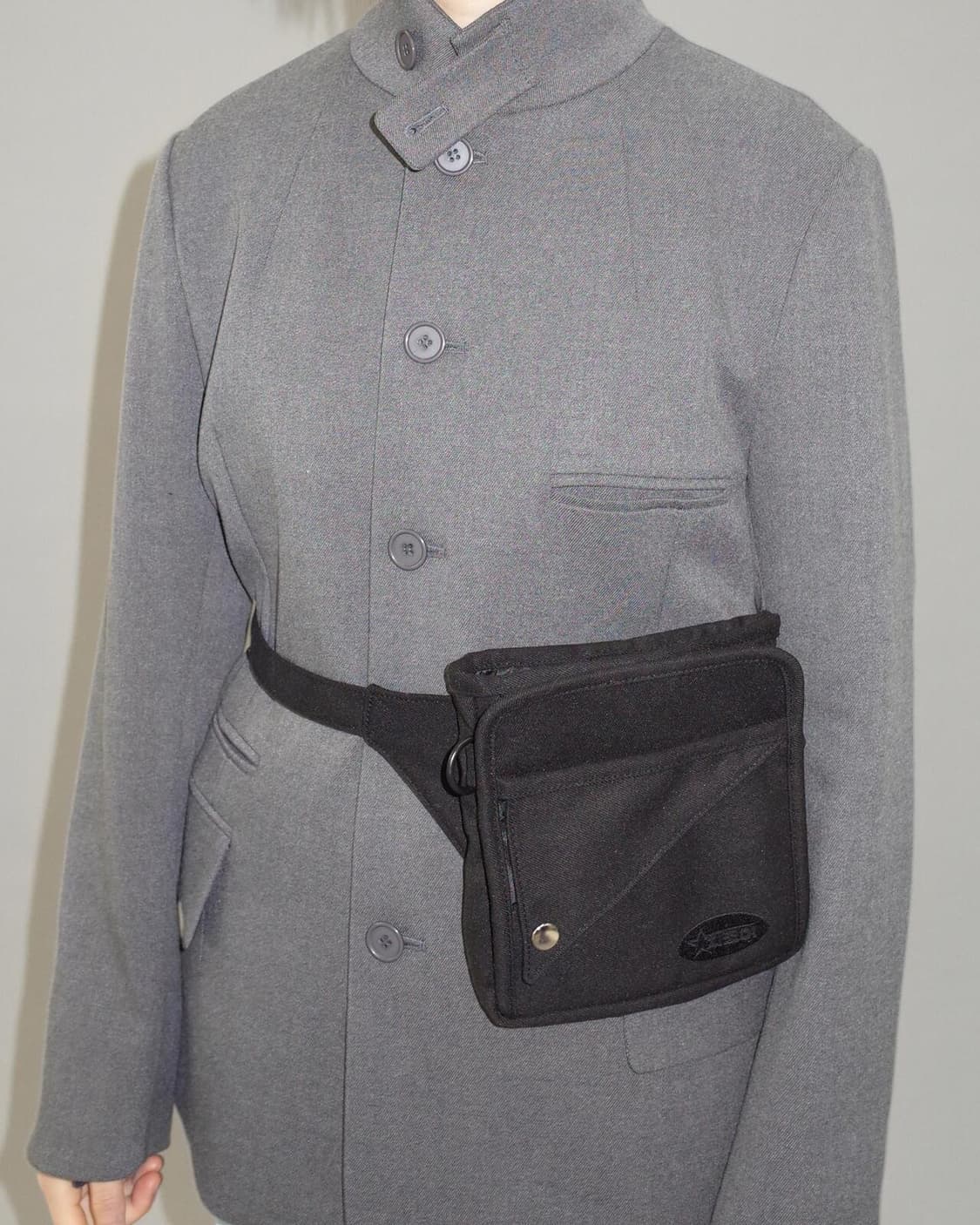 지초이 AW23 웨이스트 백  블랙 상품이미지2